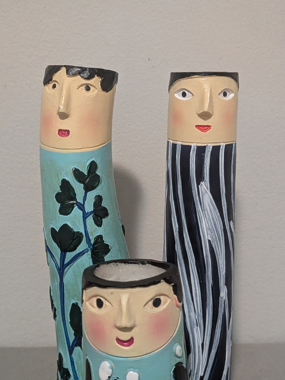Boho Fun Family Spring Bud Vases Set Of 3 Resin - Picture 6 of 9